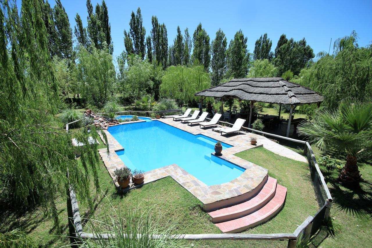 Cabanas El Pueblo Escondido Hotel San Rafael  Exterior photo